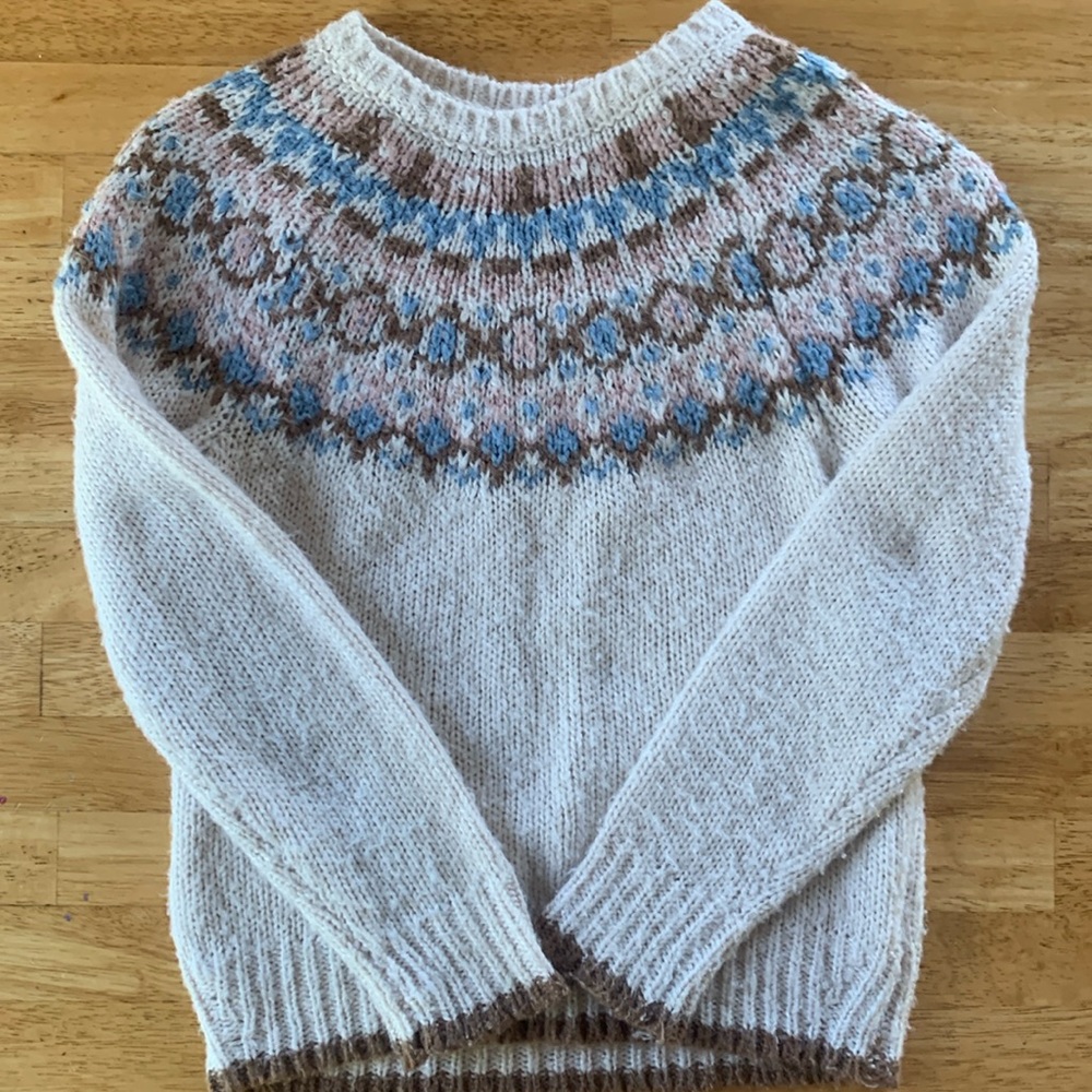 GU Mayoral Sweater size 10. Girls